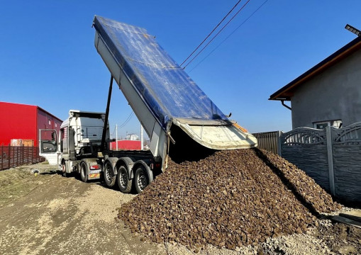 Transport piatra